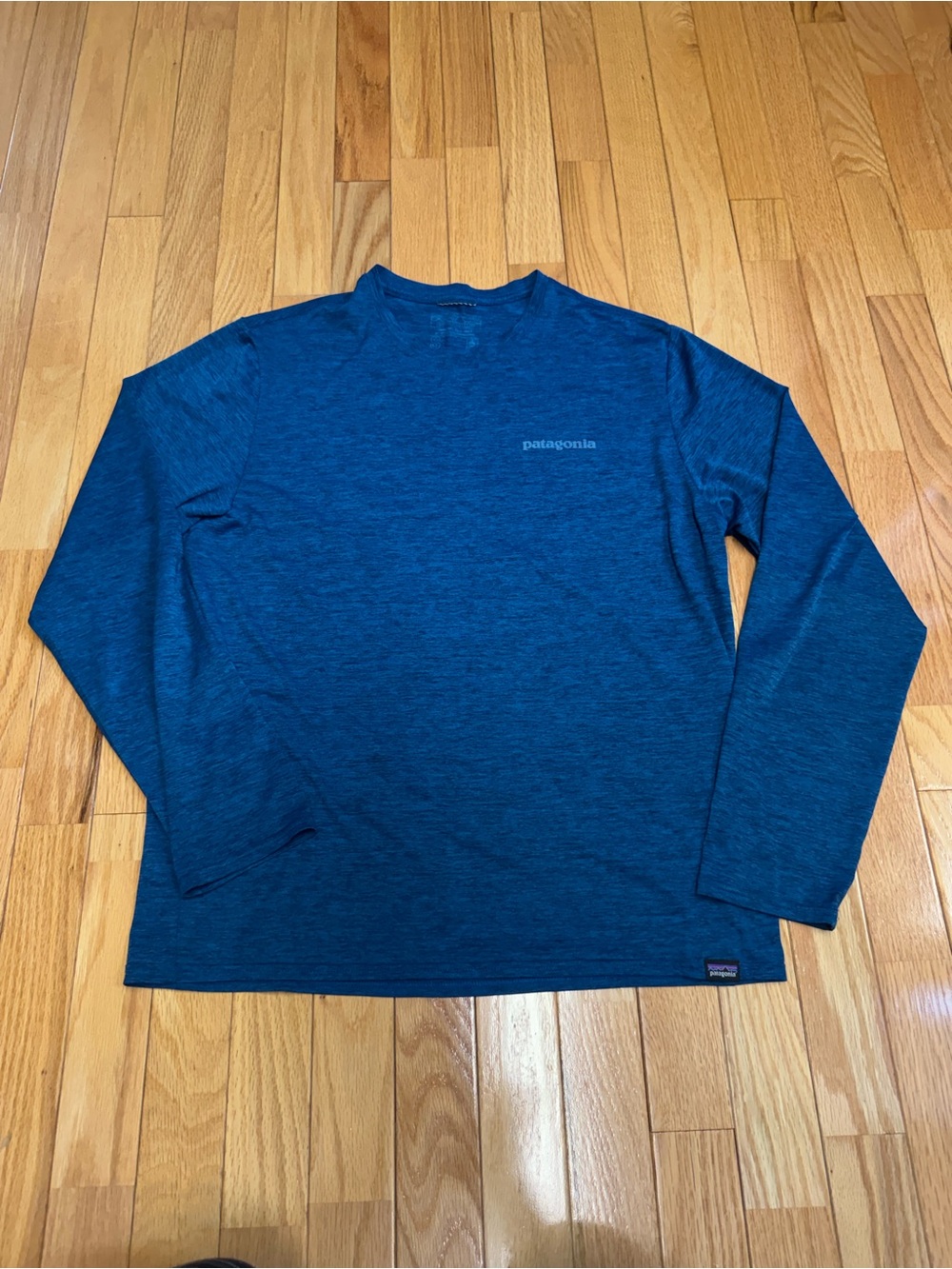 Blue Patagonia Sun/ Swim/ Hiking Long Sleeve Shirt size S